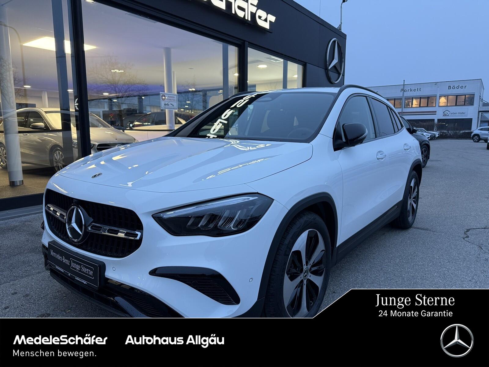 Mercedes-Benz GLA 200 Progressive Night AHK Distro Led Keyless