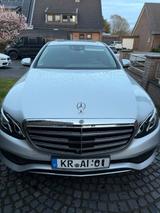 Mercedes-Benz E 400 4MATIC EXCLUSIVE Autom. EXCLUSIVE - Mercedes-Benz E 400 von privat