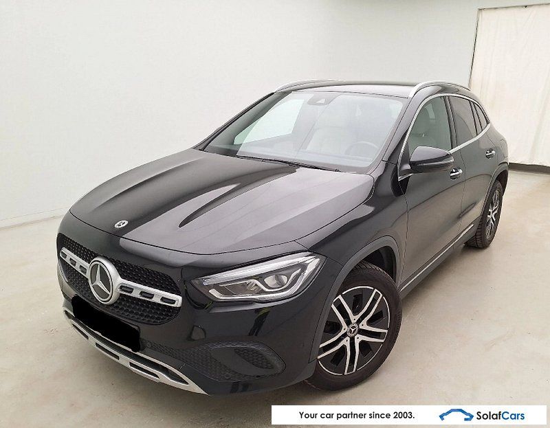 Mercedes-Benz GLA 200 d Aut. LED Widescreen Ambient Burmester