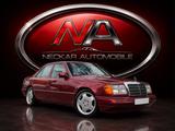 Mercedes-Benz 220 / W 124 / AUTOMATIK / SHD / OLDTIMER - Mercedes-Benz 220: Rot