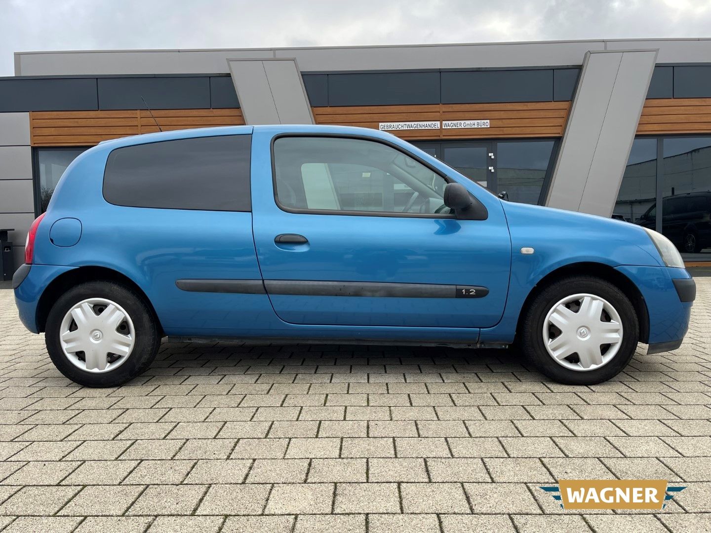 Fahrzeugabbildung Renault Clio II Authentique Klima TÜV 01/2026