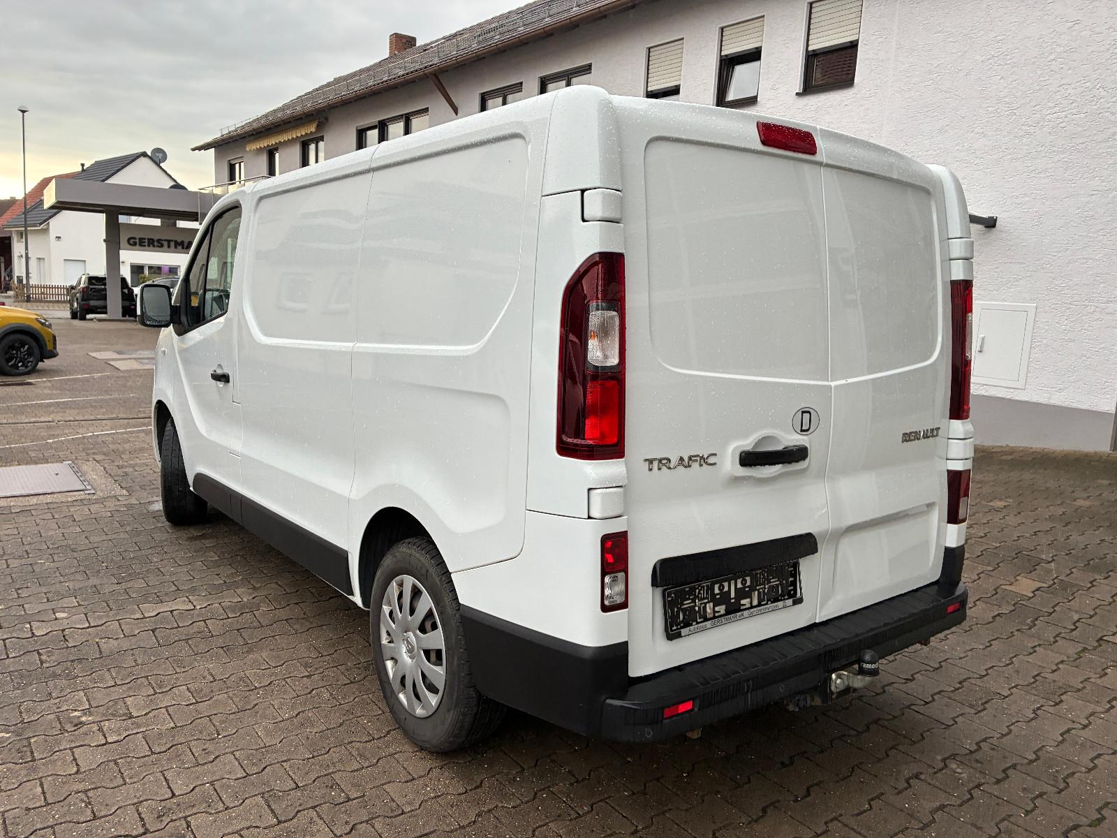 Renault Trafic Kasten L1H1 2.0 dCi 120 -AHK-Navi-Klima-
