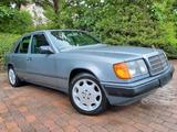 Mercedes-Benz Mercedes W124 300E H Zulassung - Mercedes-Benz 300 aus 1988: 300e