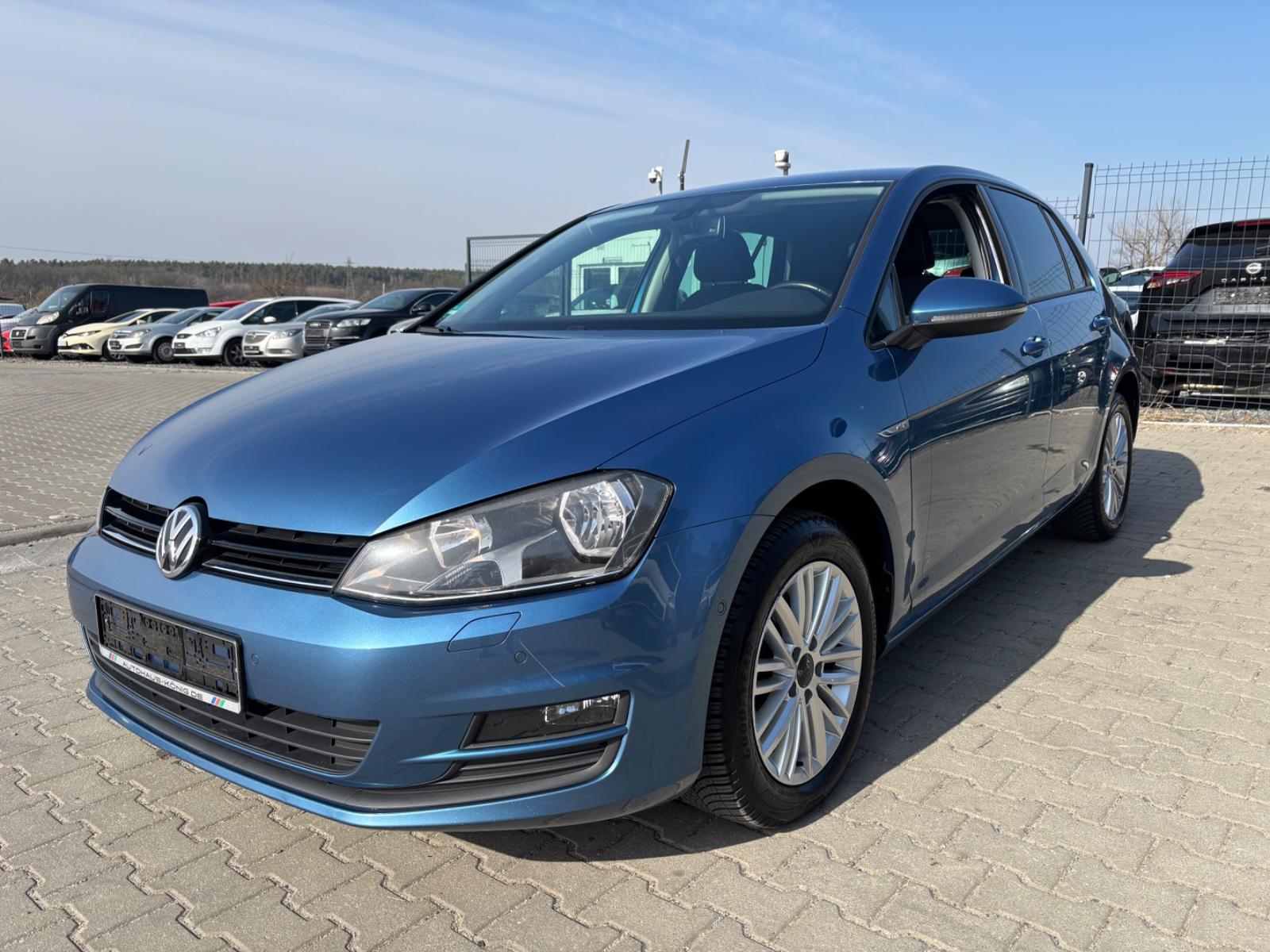 Volkswagen Golf VII 2.0 TDI CUP *Navi*