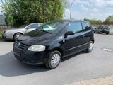 Volkswagen Fox Basis Klima .Tüv,Inspektion Neu. - Volkswagen Fox: Schwarz