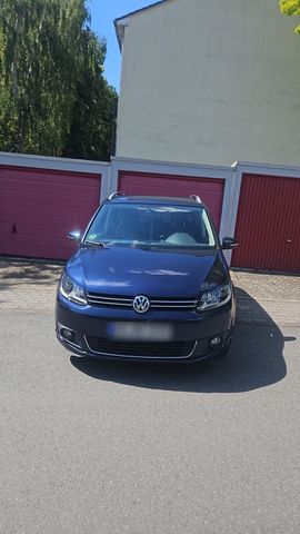 Volkswagen VW Touran zum verkaufen