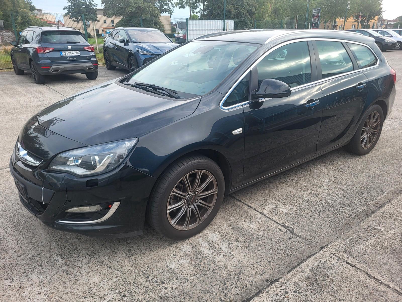 Opel Astra J Sports Tourer Innovation Bi Xenon L- SHZ