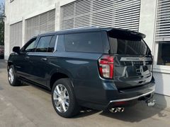 CHEVROLET Suburban High Country 6,2 V8