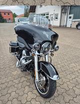 Harley-Davidson Streetglide FLHX BJ2013 USA import, TOP ZUSTAND - Angebote entsprechen deinen Suchkriterien