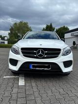 Mercedes-Benz GLE 350 d 4MATIC  - Mercedes-Benz GLE 350 in Köln