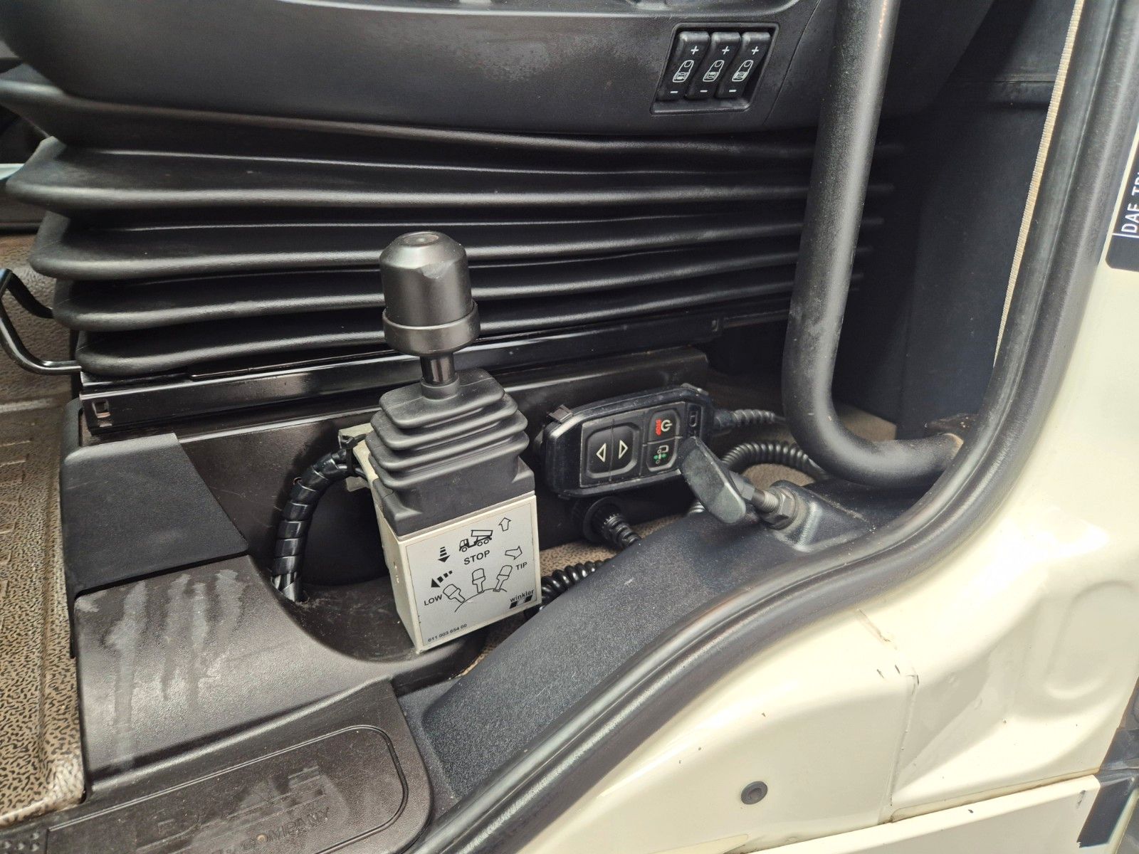 Fahrzeugabbildung DAF XF 450 4x2 Spoiler Klima 2x Tank 2x Bett