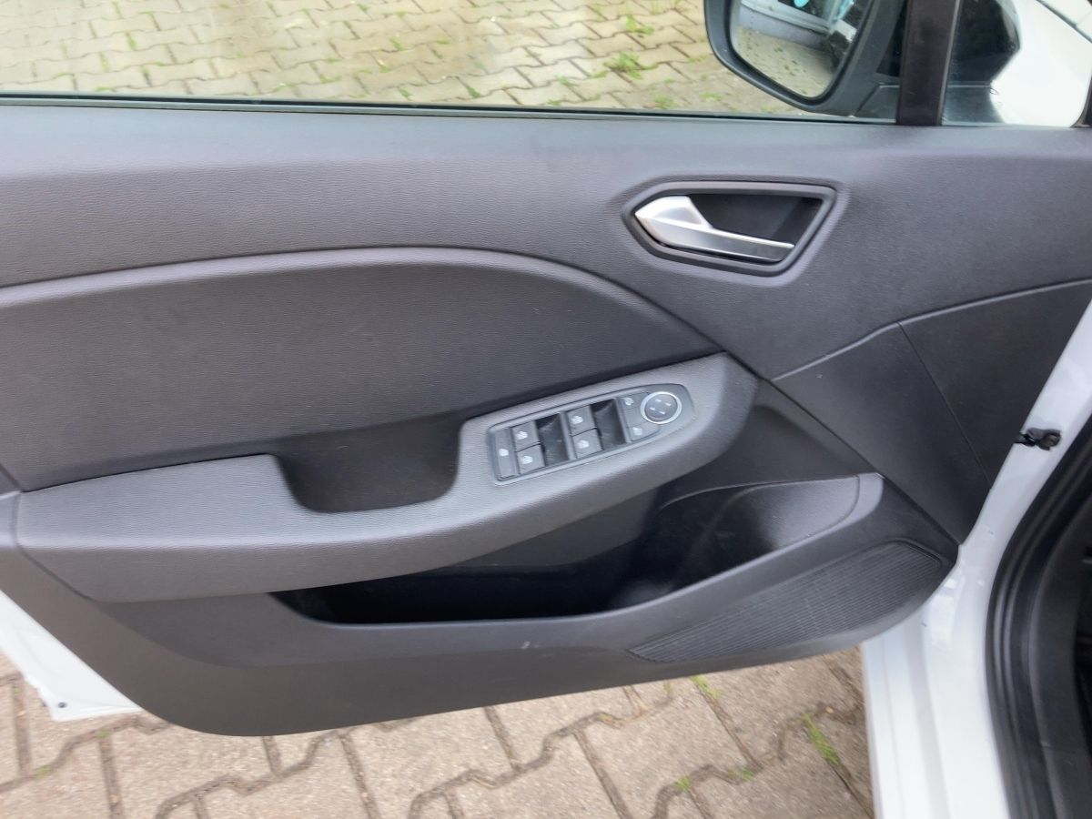 Renault Clio - Bild 10