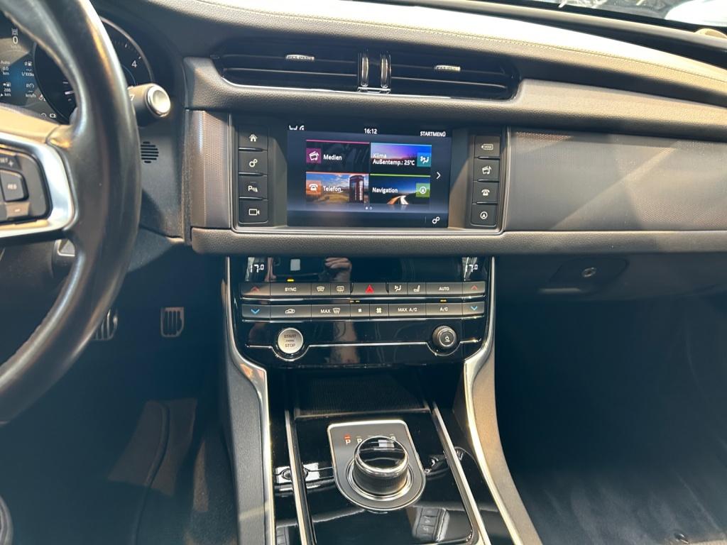 JAGUAR XF R-SPORT 30D ASSIST+CAM+NAVI+XENON+| 300 ch | BVA | VOLANT EN CUIR