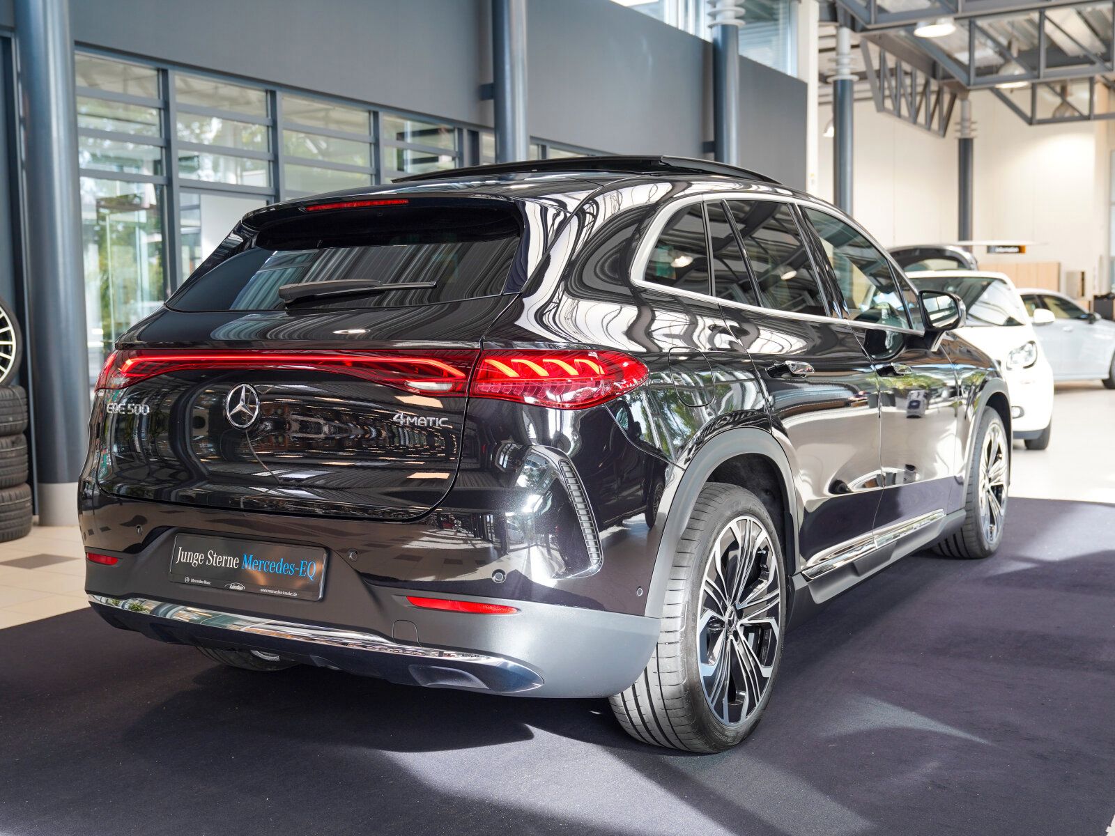 Mercedes-Benz EQE 500 500 4M Electric Art HYPER HeadUp AIR AHK foto 3