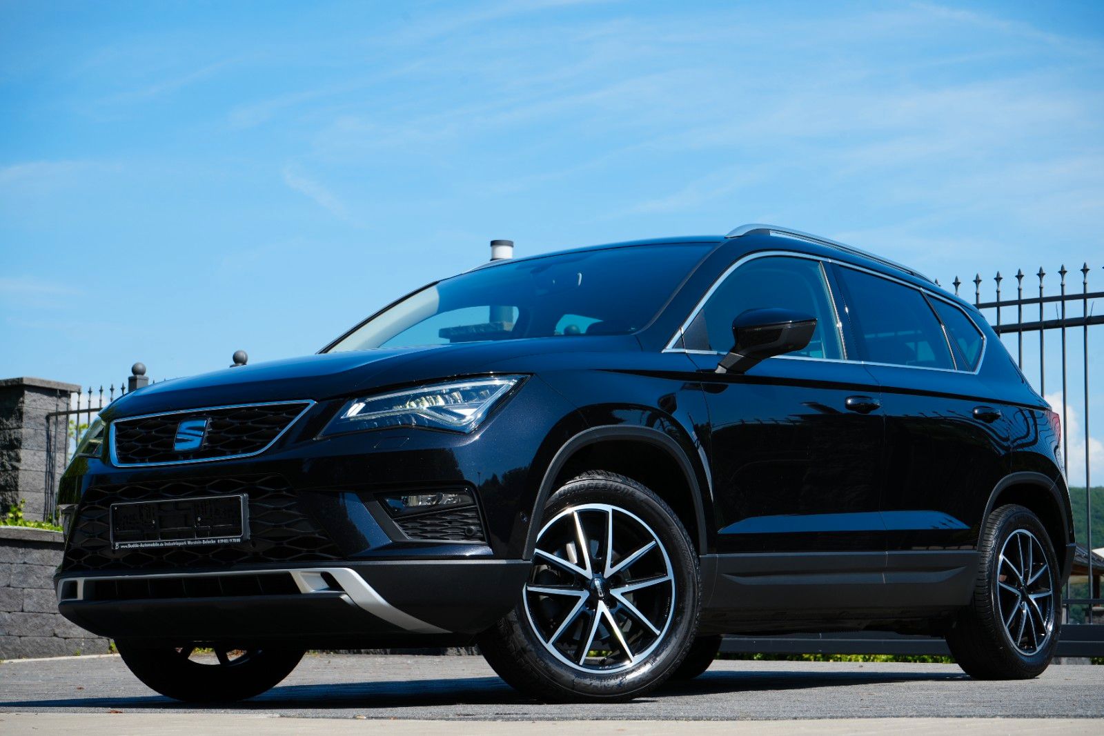 SEAT Ateca 1.5 TSI Automatik/ACC/2.Hand/Navi/AHKVorbe