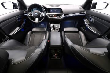 BMW 330d xDrive Touring Sport Line M-Lenkrad AHK 19"