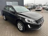 Volvo XC60 2.0d Xenon Standheizung Navi Sitzheizung - gebrauchte Volvo XC60 aus dem Jahr 2017