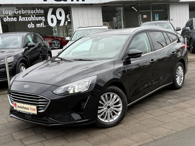 Ford Focus Turnier Titanium Kamera SHZ LED PDC MFL