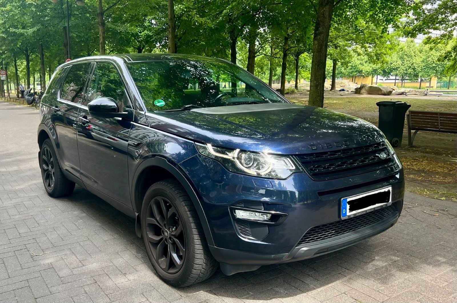 LAND ROVER Discovery Sport