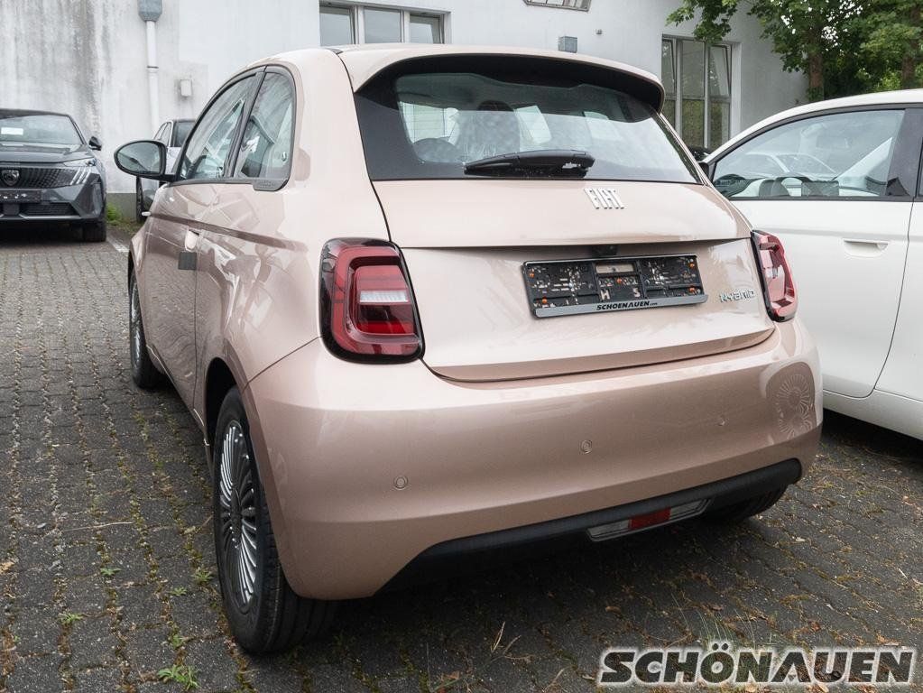 Fiat 500 Hybrid Icon ++ACC++Klima++LM+Komfort Paket++ imagem 2