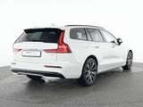 Volvo V60 B4 Geartronic Ultra Dark AHK*360°B&W*HUD - Volvo V60: Ultra Dark