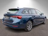 Skoda Octavia Combi Ambition 2.0TDI LED Stdhz PANO AHK - Skoda Octavia aus 2023