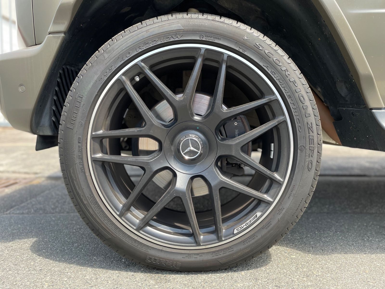 Fahrzeugabbildung Mercedes-Benz G 500 |Multibeam|Widescreen|Burmester|STHZ|22"
