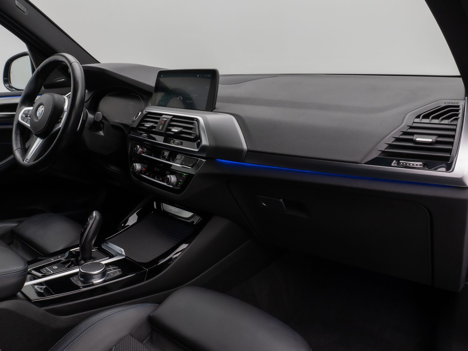 Fahrzeugabbildung BMW X3 xD20d M Sport Kamera HUD DAB H/K AHK Komfort