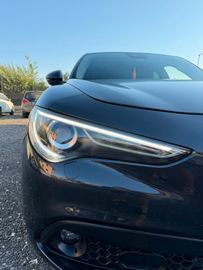 Alfa-Romeo Stelvio - 6