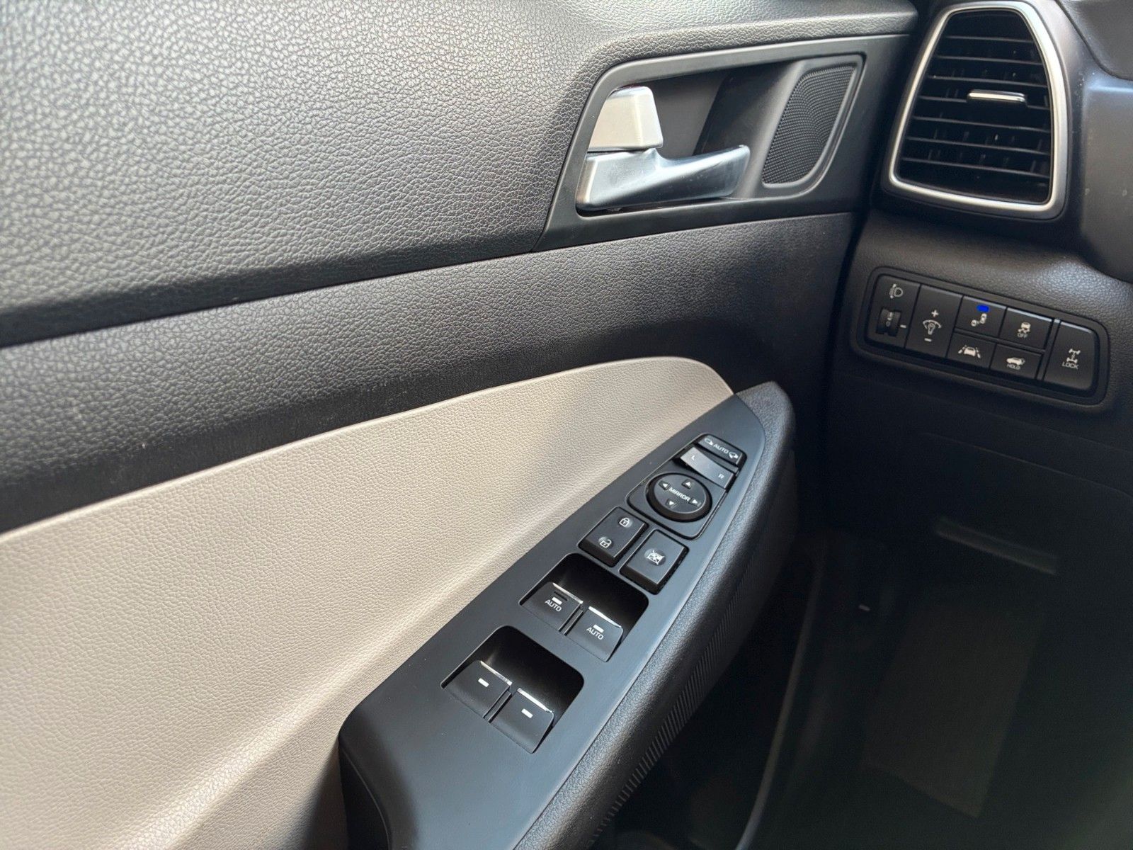 Fahrzeugabbildung Hyundai Tucson Premium 177PS Allrad/Kamera/AHK!