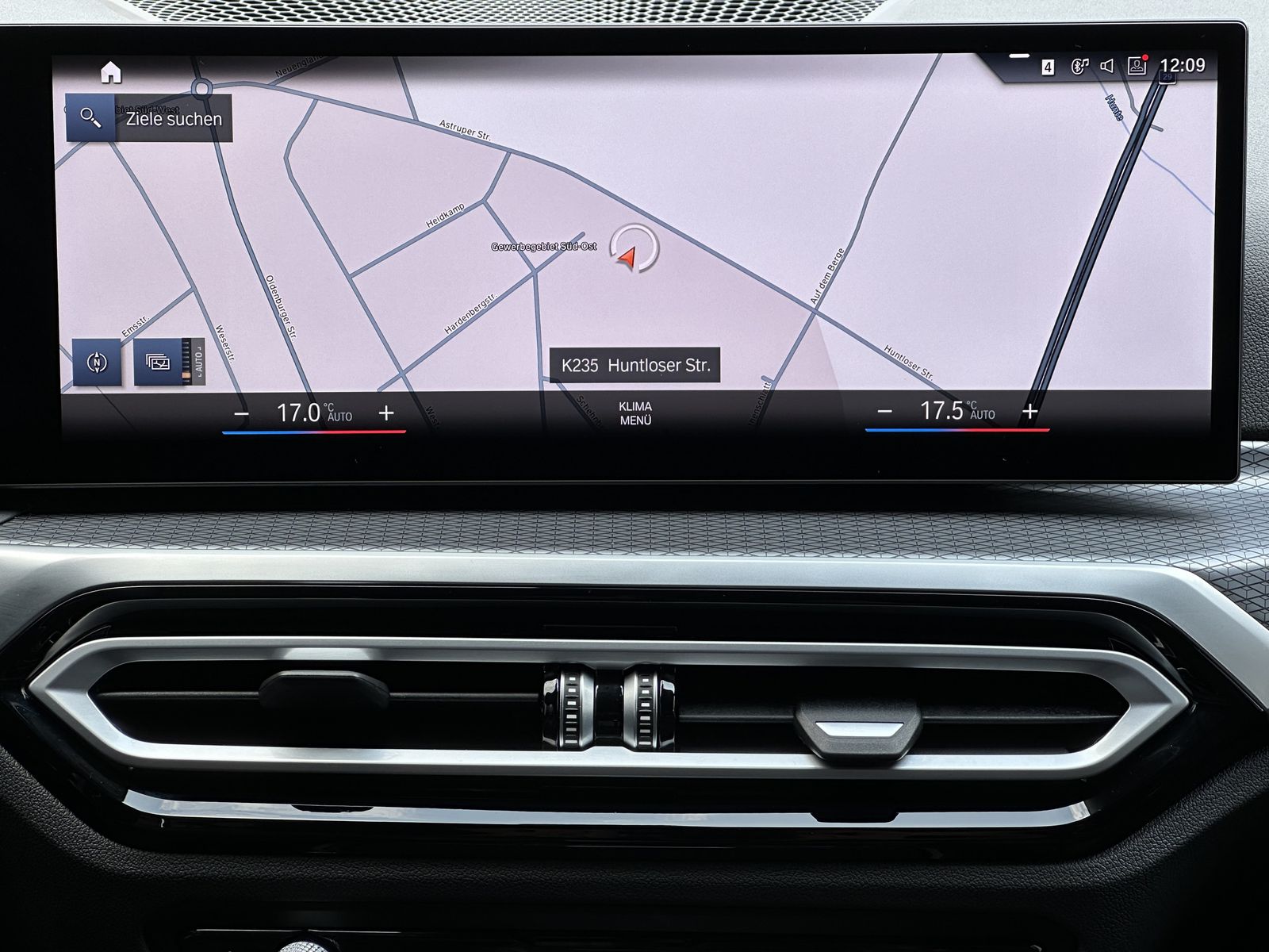 Fahrzeugabbildung BMW 330d Touring M-Sport NAV+LED+ACC+HEAD-UP+H&K+AHK