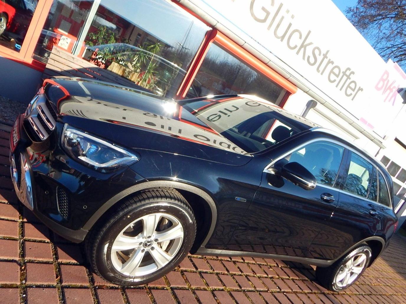 Mercedes-Benz GLC 300 de 4Matic  AHZV LED MBUX