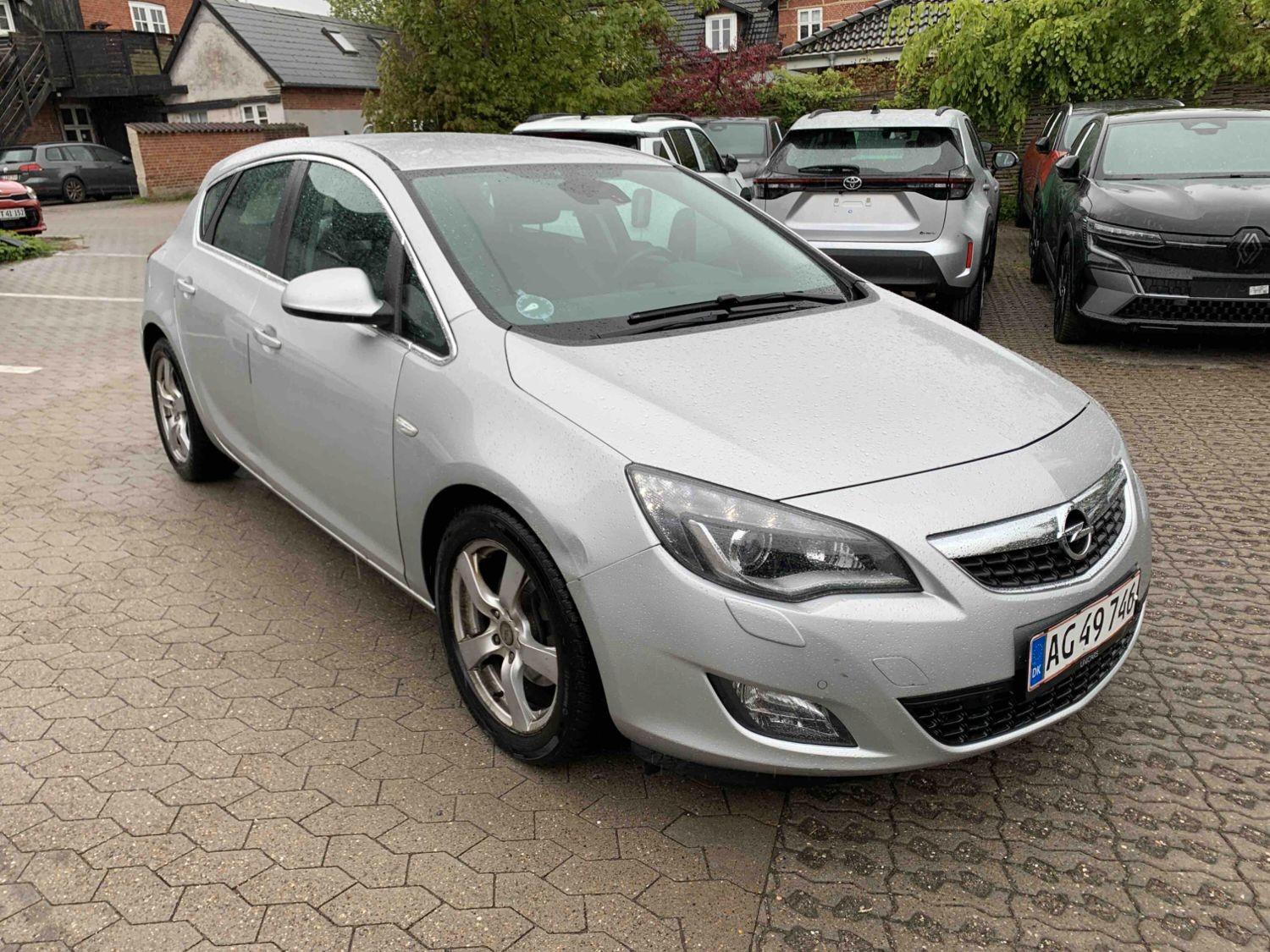 Opel Astra 1.6 Turbo Sport 132kW