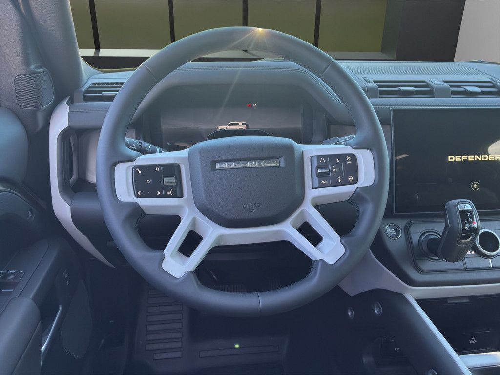 Land Rover Defender 90 D200 S LED NAVI PANO 360° 20" AHK foto 16
