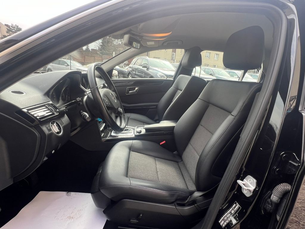 Mercedes-Benz E 220 CDI BlueEFFICIENCY AVANTGARDE*Xenon*Top