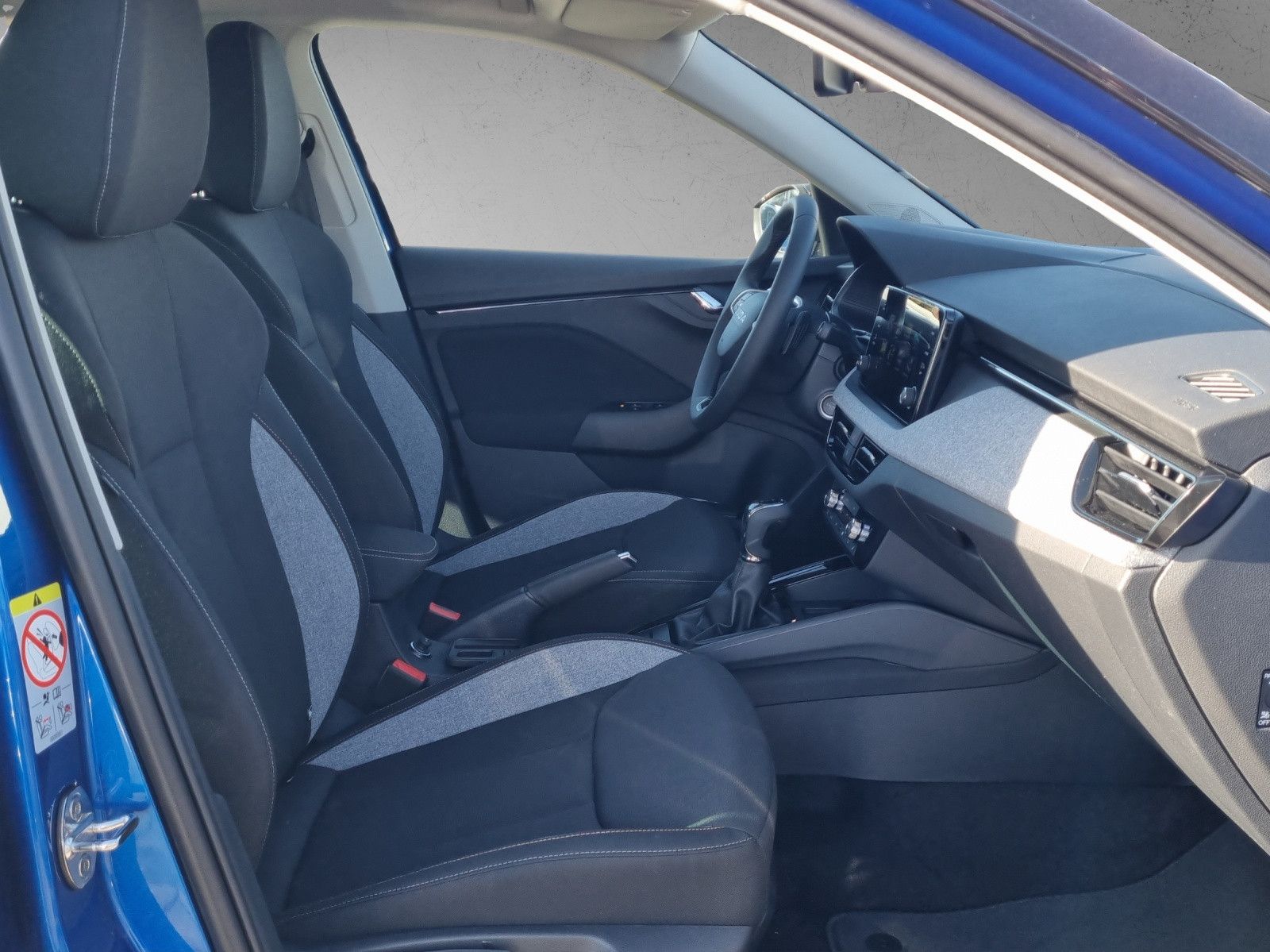 Fahrzeugabbildung SKODA Kamiq Tour DSG AHK Fahrassi SimplyClever
