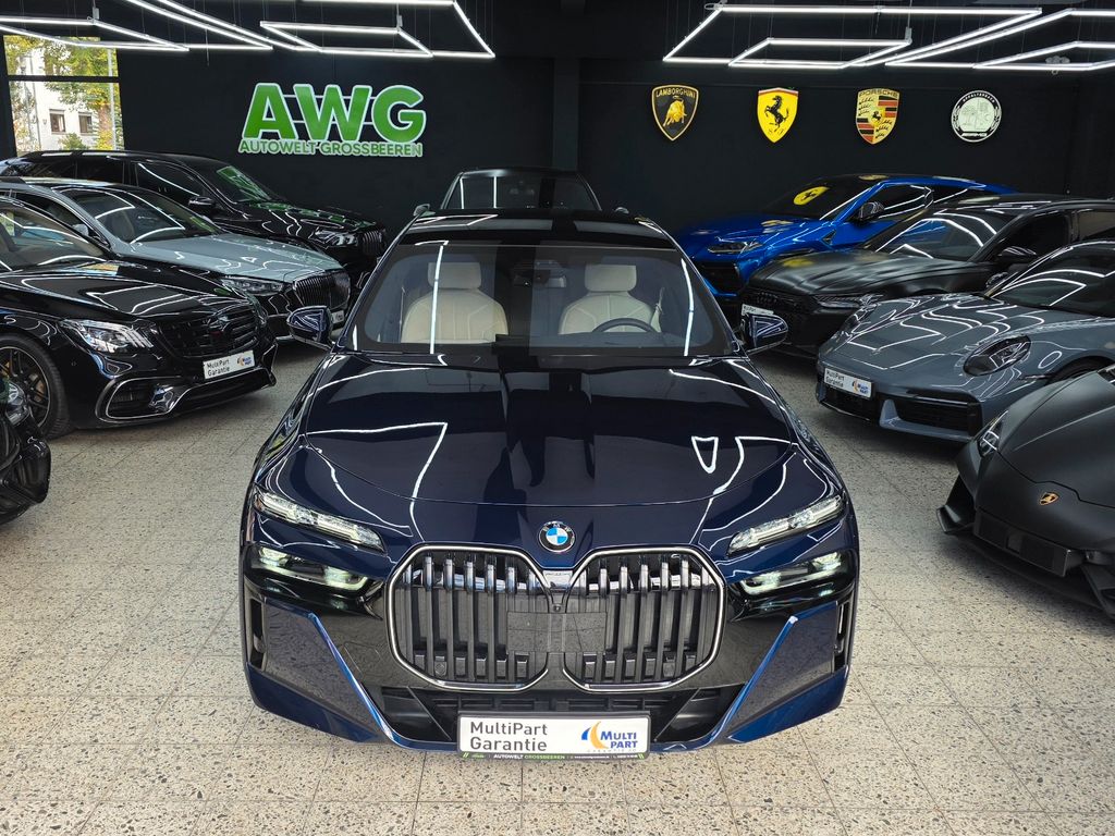 Image of BMW 740
