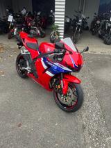 Honda CBR 600 RR VOLLAUSTATTUNG - Offers