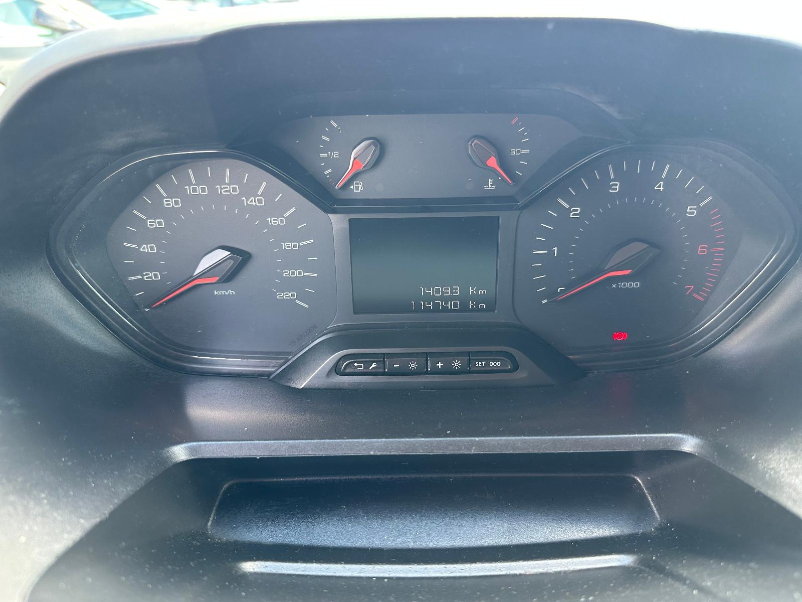 Peugeot Partner Premium L1 KASSTEN*KLIMA*PDC V+H*