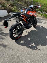 KTM 125 Duke - KTM 125
