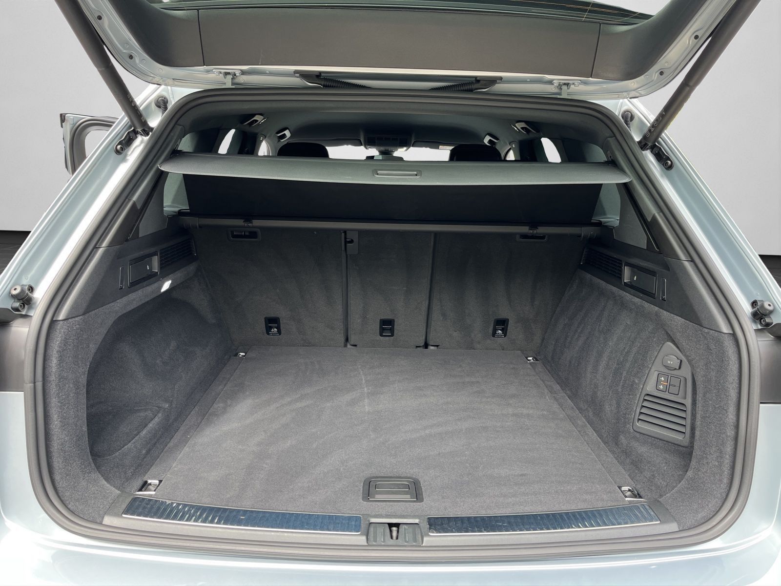 Volkswagen Touareg - Bild 16
