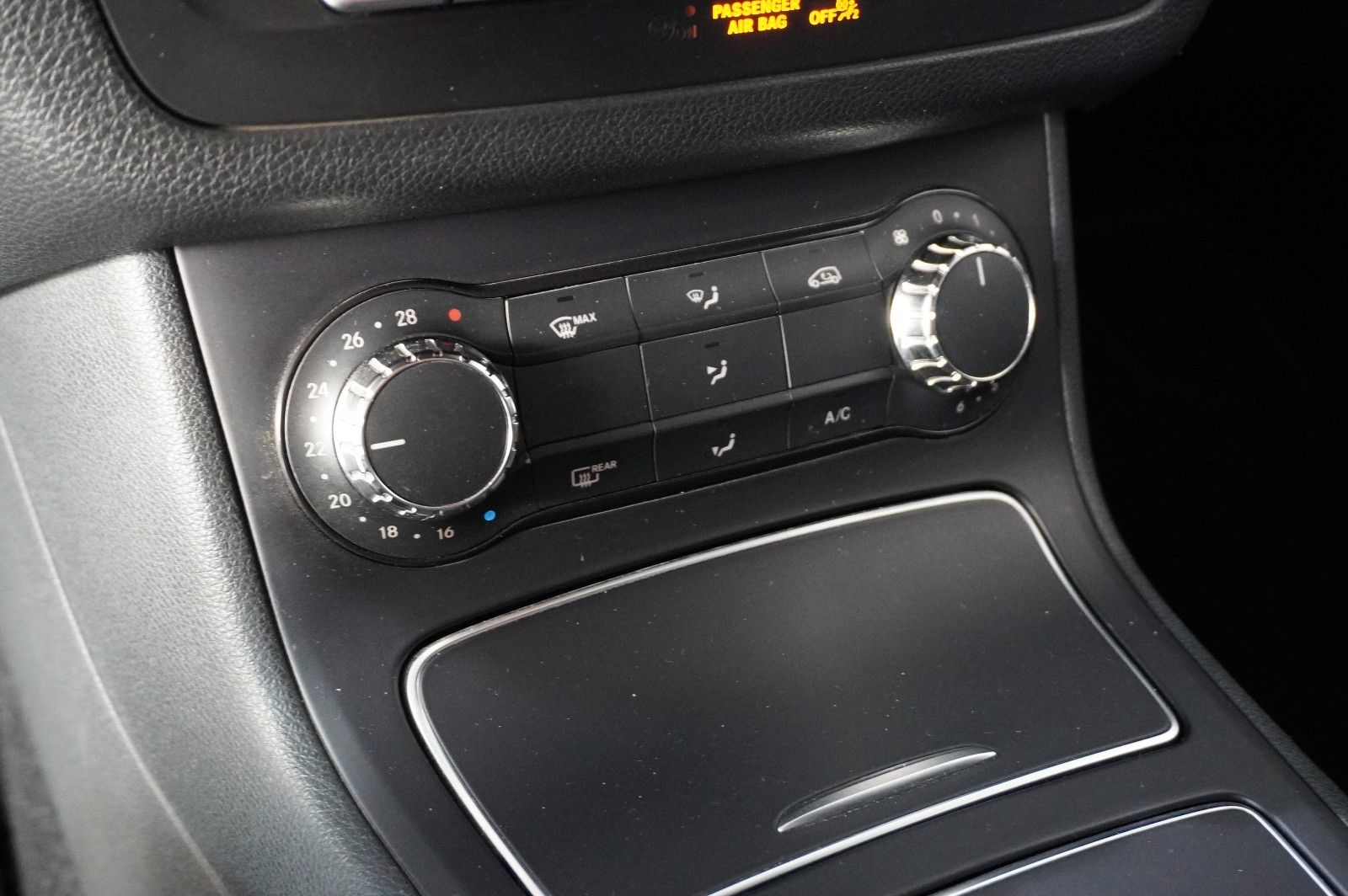 Fahrzeugabbildung Mercedes-Benz B 180 CDI STYLE NAVI/LED/KAMERA/SHZ/TEMP./PDC