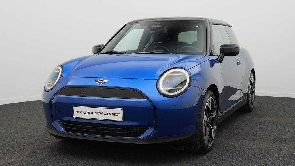 MINI Cooper E — hlavná fotografia