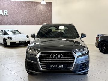 Audi Q7 - 4