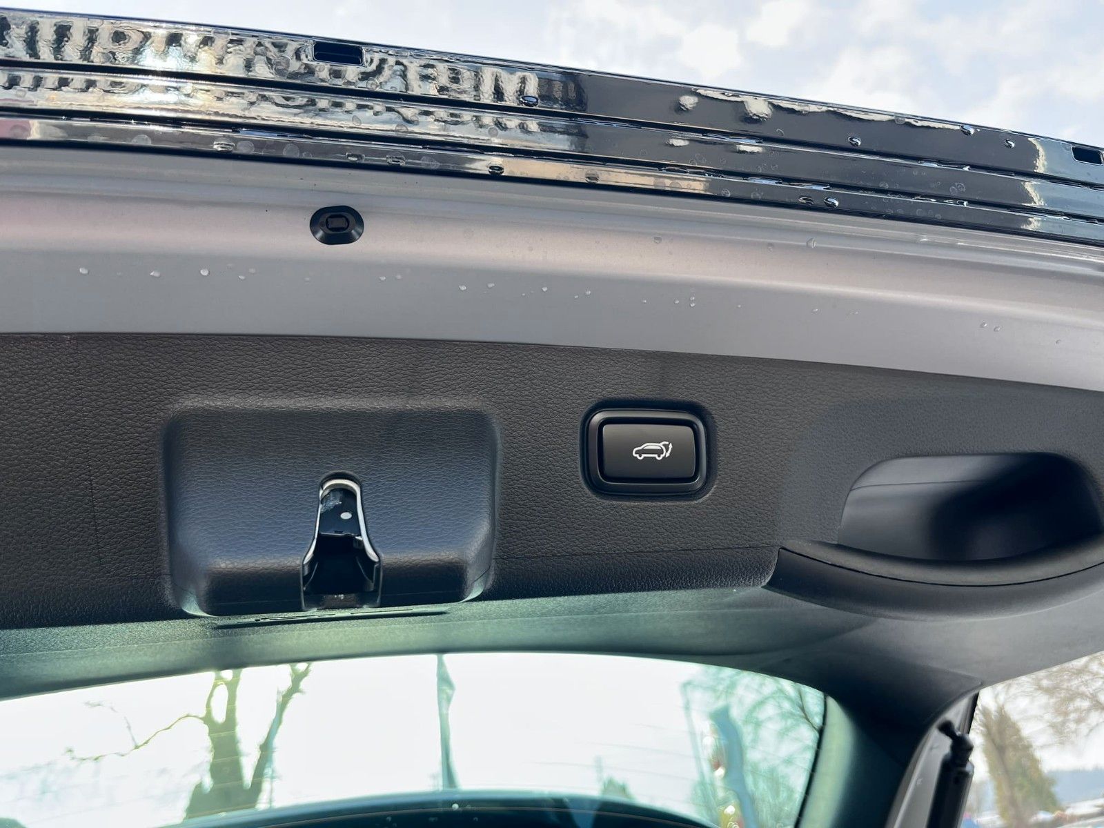 Fahrzeugabbildung Kia Sportage Spirit Leder Totwinkel Allrad