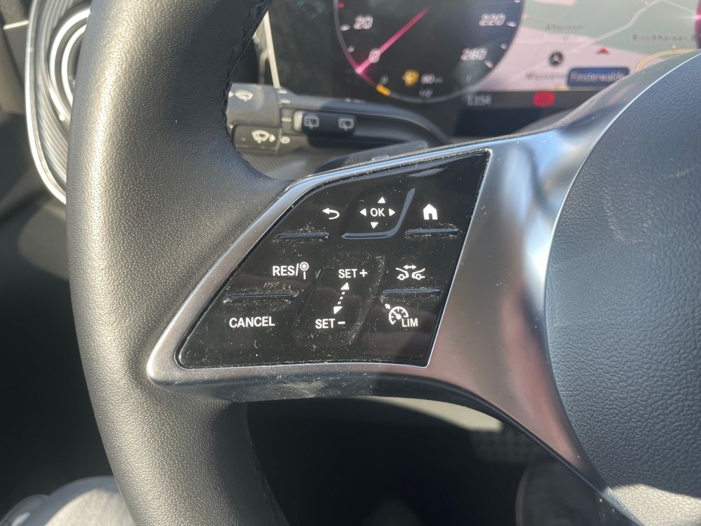 Fahrzeugabbildung Mercedes-Benz V 220 d Style Kompakt AHK, LED, 360°, NAVI