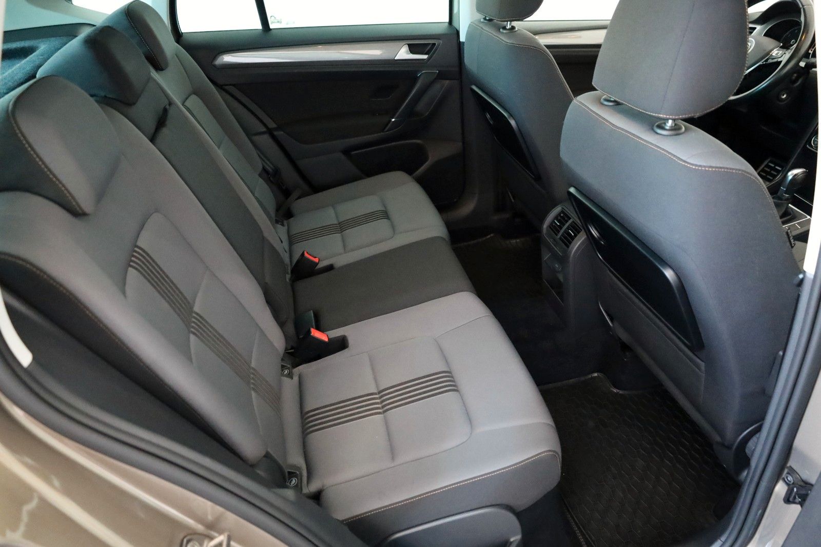 Fahrzeugabbildung Volkswagen Golf Sportsvan VII Allstar Automatik,SH,AHK