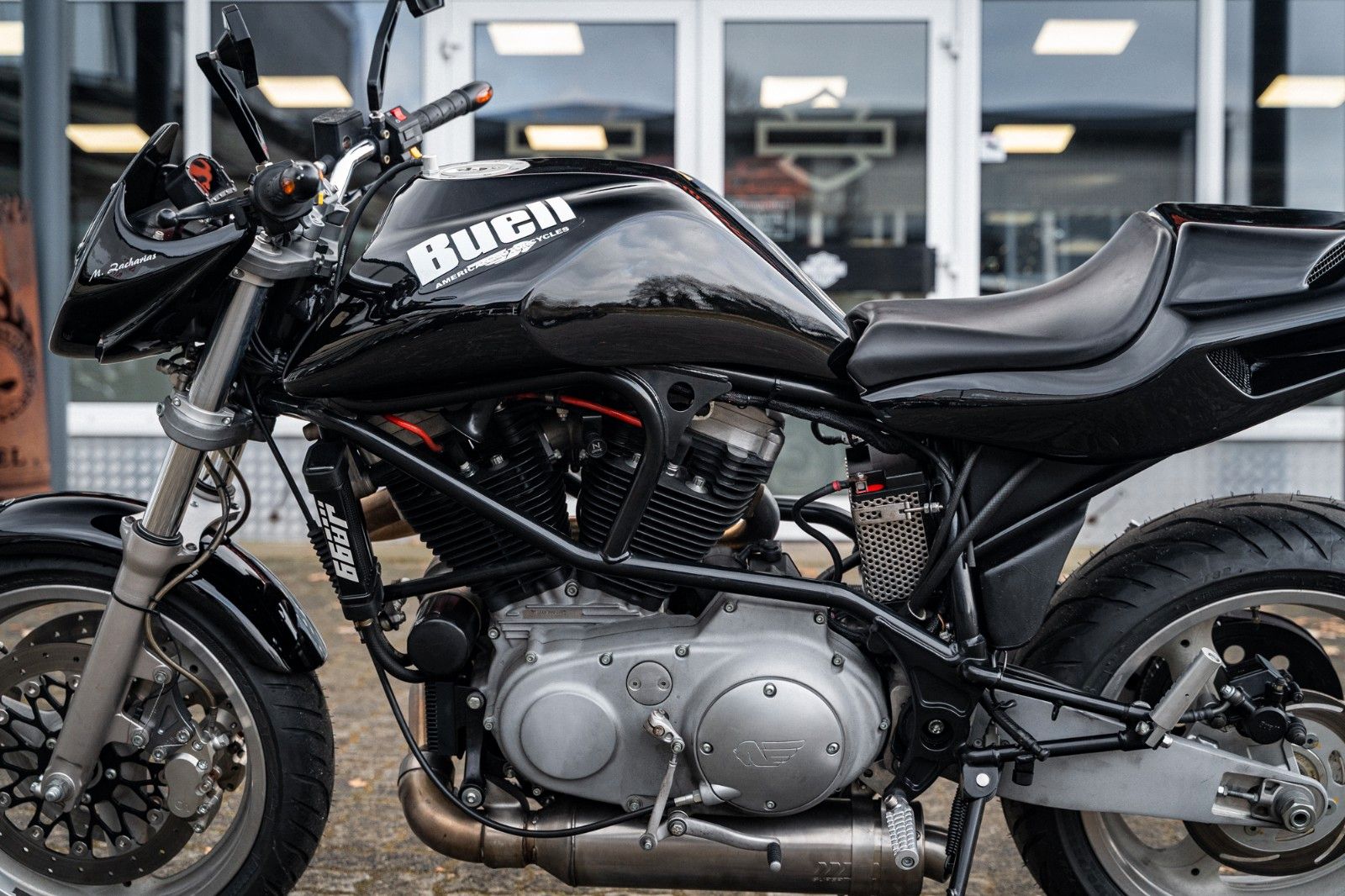 Fahrzeugabbildung Buell CYCLONE Sport Luftfilter Supertrapp Auspuff