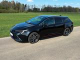 Toyota Corolla 2,0 Hybrid Lounge - gebrauchte Toyota Corolla aus dem Jahr 2024