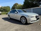 BMW 730d -Indivdual HEAD-UP  KAYLESS GO  - BMW 730 aus 2011: 730d